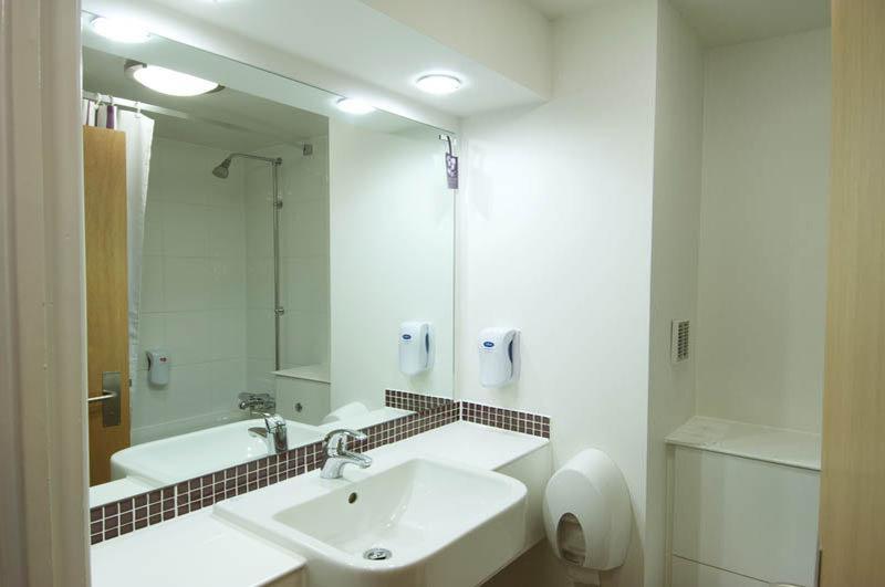 Premier Inn Haydock Park/M6 J23 Воррінгтон Екстер'єр фото
